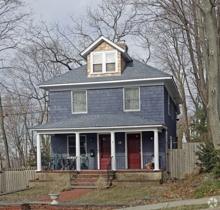 Foto del edificio - 15 Highland Ave