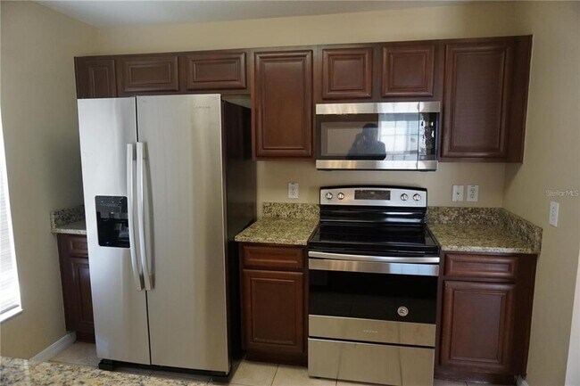 Foto del edificio - 230 Belvedere Way