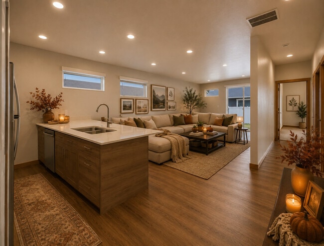 Building Photo - Maplewood Villas