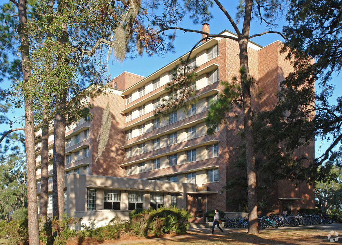 Foto del edificio - Dorman Hall