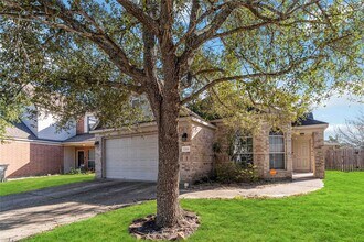 Building Photo - 12106 Landsdown Ridge Way