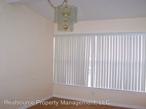 Building Photo - 2225 W Dana Dr