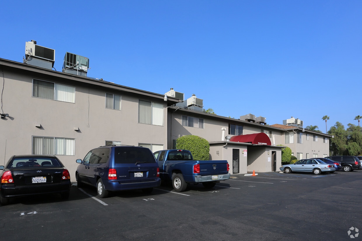 Palm Garden Apartments El Cajon, CA