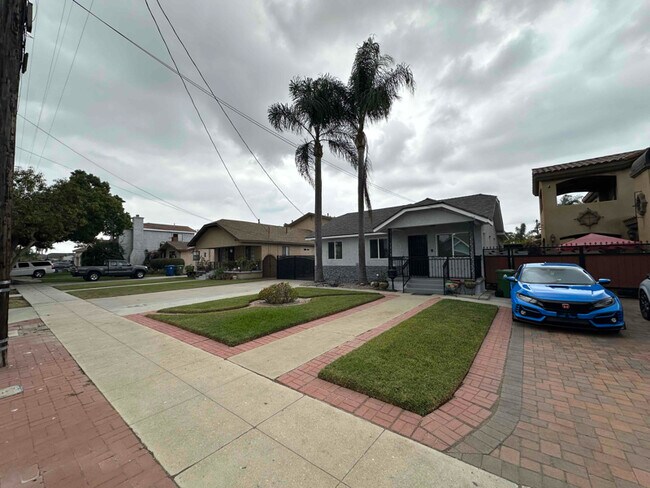 Foto del edificio - 1229 N Lagoon Ave