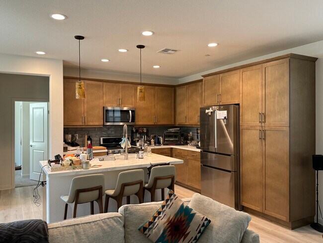 Foto del edificio - 11055 Renewal Dr