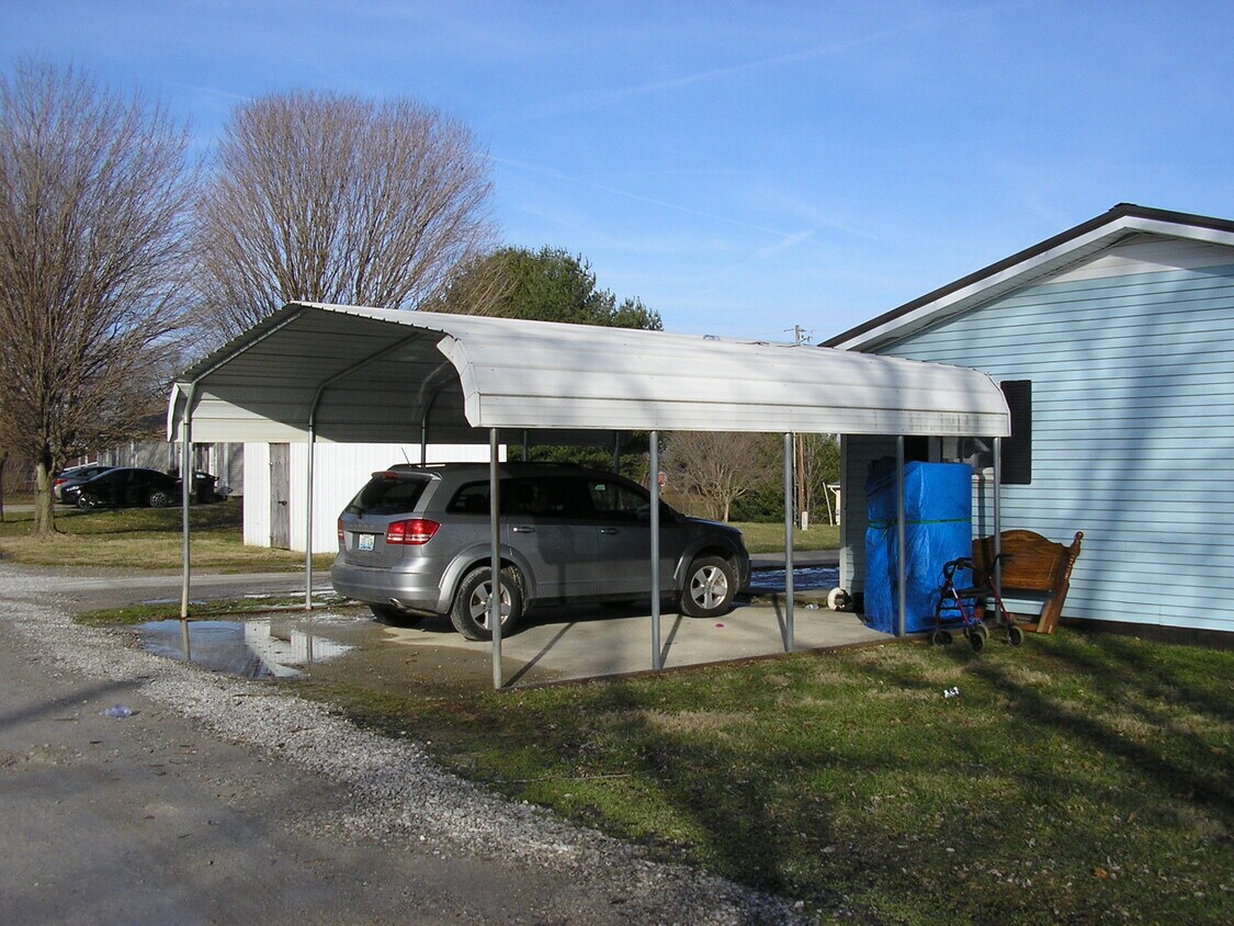 Primary Photo - 3812 Charlie Moran Hwy