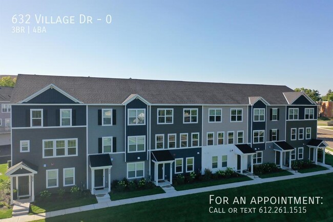 Building Photo - 632 Village Dr