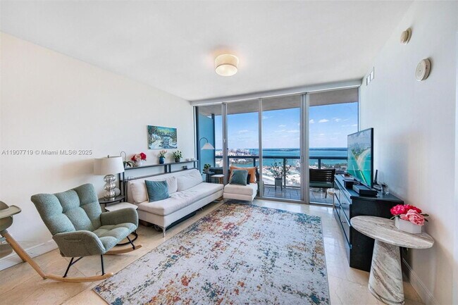 Foto del edificio - 888 Biscayne Blvd