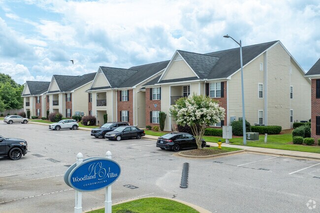 Foto del edificio - Woodland Village Villas