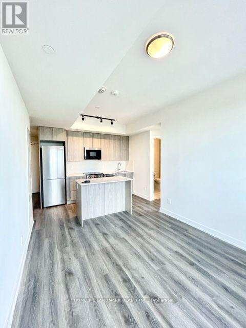 Photo du bâtiment - 15 Ellerslie Ave