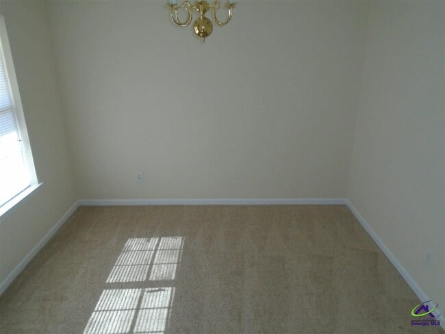 Building Photo - 120 Chadwyck Cir
