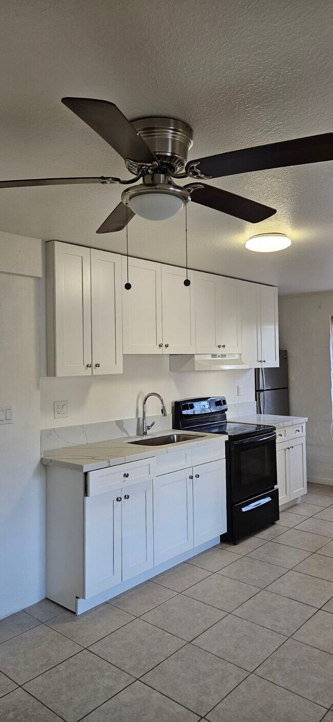 Photo - 1322 Moku Pl Apartments