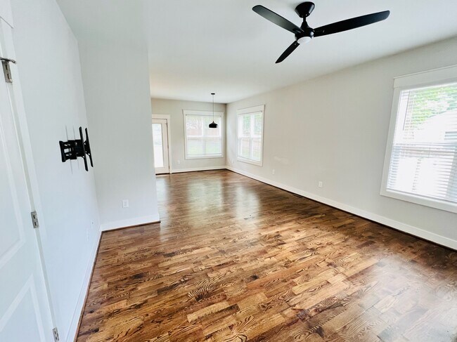 Foto del edificio - 2742 Newbold St