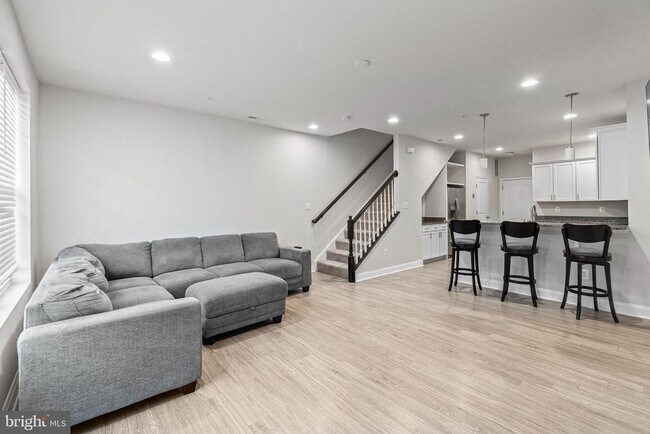 Foto del edificio - 7537 Crowley St