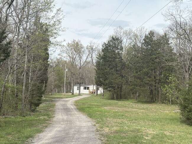 Foto del edificio - 3679 Rocky Glade Rd