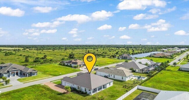 Foto del edificio - 5089 Realm Run