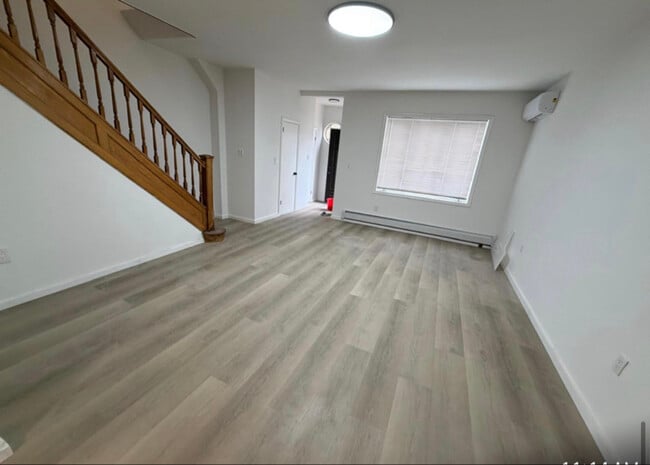 Foto del edificio - 62-55 80th St