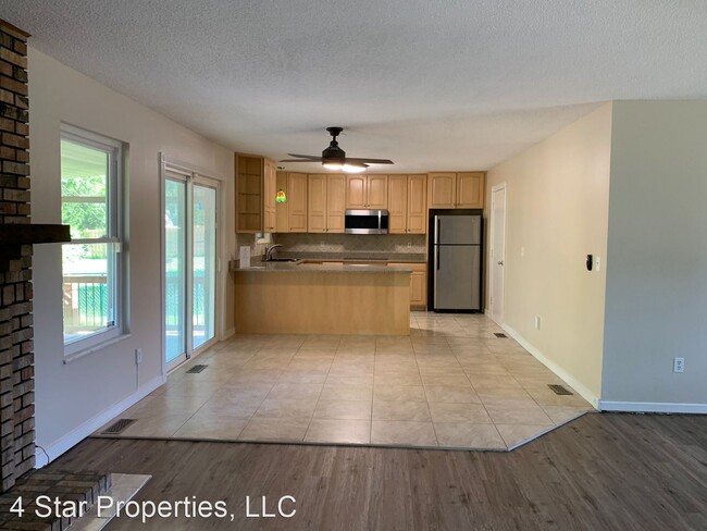 Building Photo - 3 br, 2 bath House - 15629 92nd Avenue
