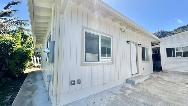 Foto del edificio - NEWLY BUILT SPACIOUS 2 BED/2 BATH/1 PRKG, ...