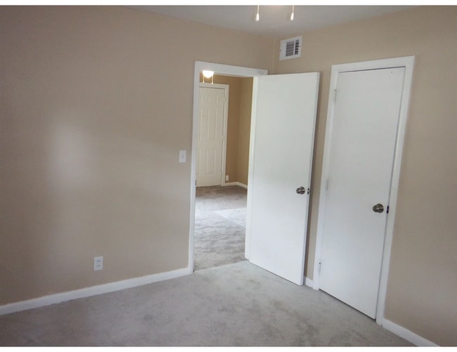Bedroom 1 - 1903 N Central Ave