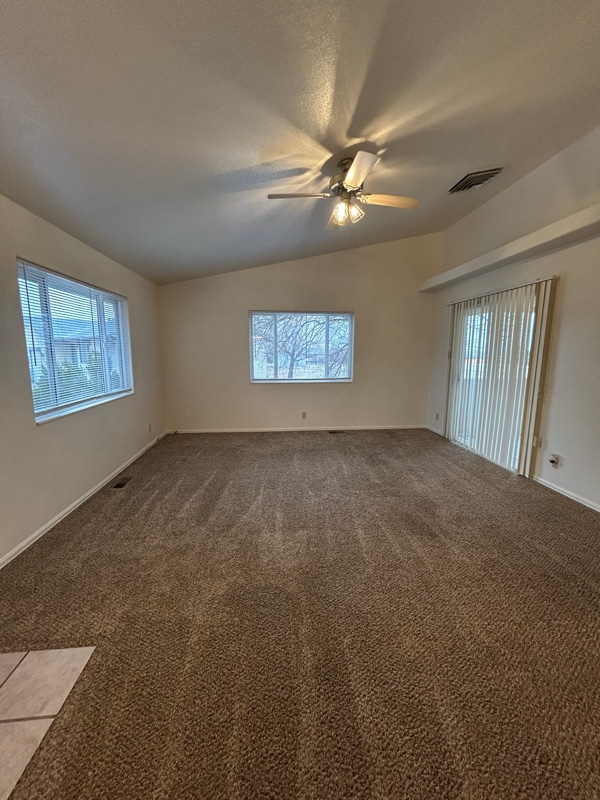 Building Photo - 895 S Knox Dr