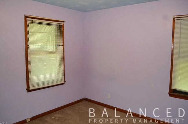 Foto del edificio - 1743 SW Mission Ave