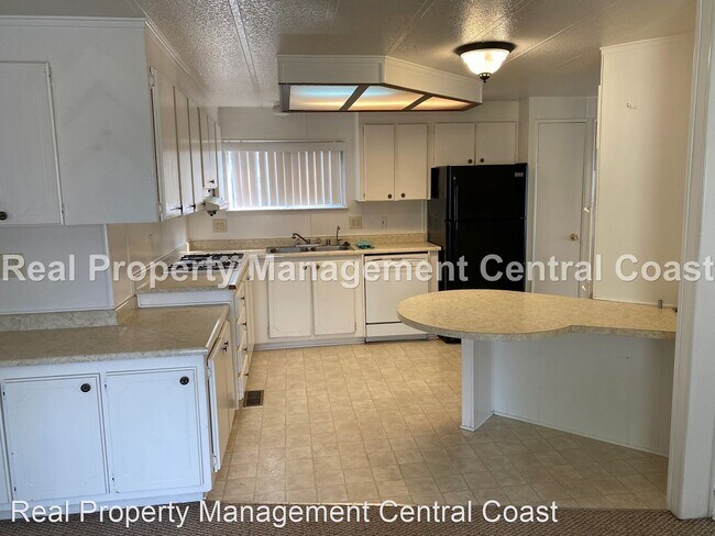 Foto del edificio - 2 br, 2 bath House - 6085 Eucalyptus Road