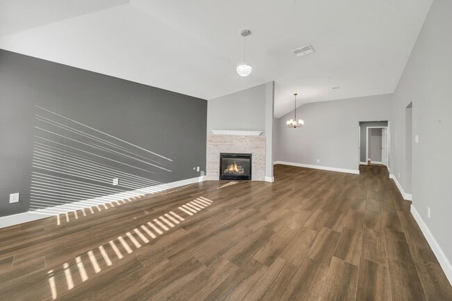 Foto del edificio - 15938 Wisteria Hill St