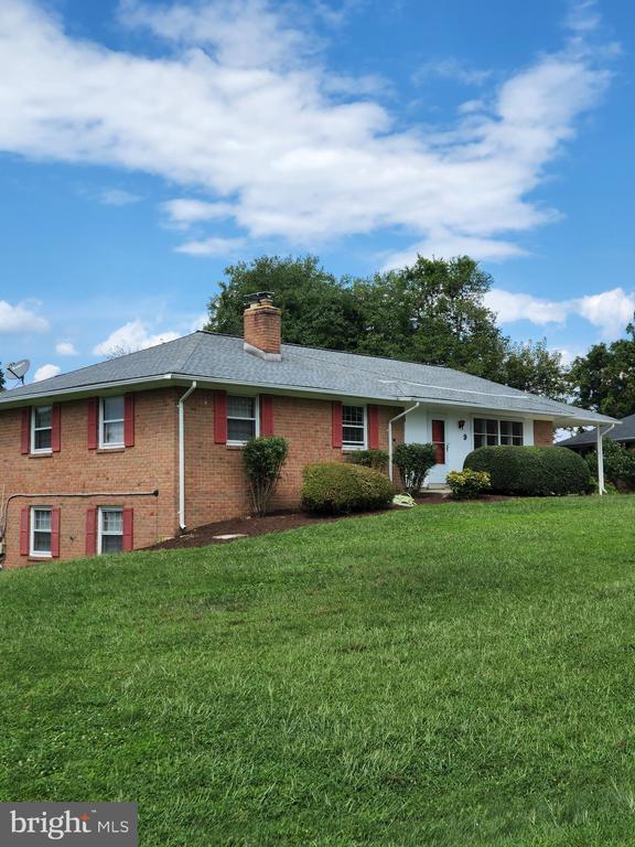 Building Photo - 9 Stoneyhurst Ct