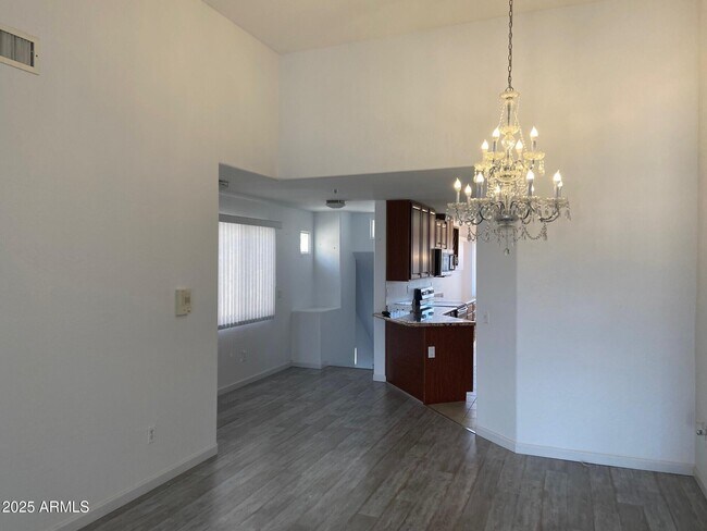 Foto del edificio - 11260 N 92nd St