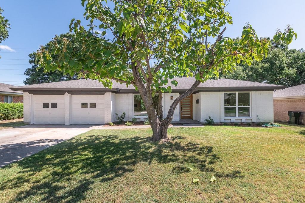 Photo - 1024 Ridgefield Dr