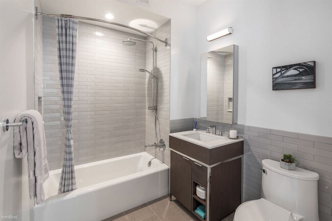 Foto del edificio - 225 E 39th St