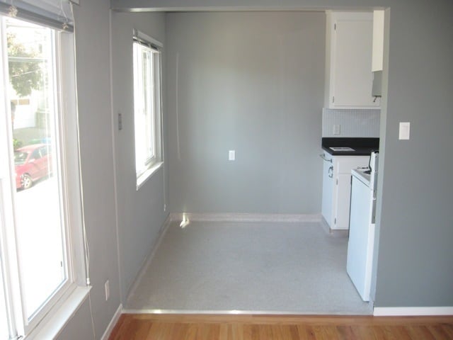 Building Photo - 2733 Diamond St