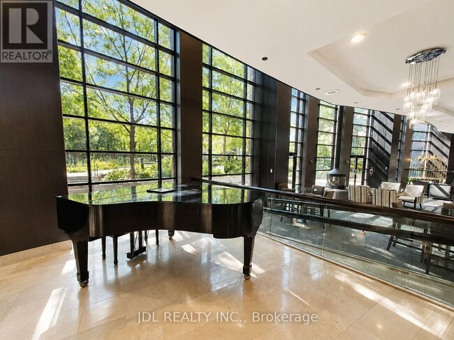 Building Photo - 33 Sheppard Ave E