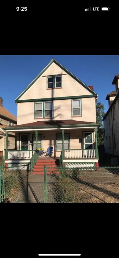 Foto principal - 2155 W 11th St