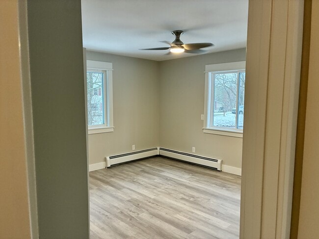 Building Photo - 8507 Maple St