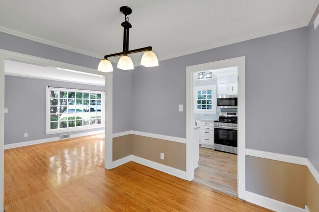 Foto del edificio - 3907 Brownlee Rd