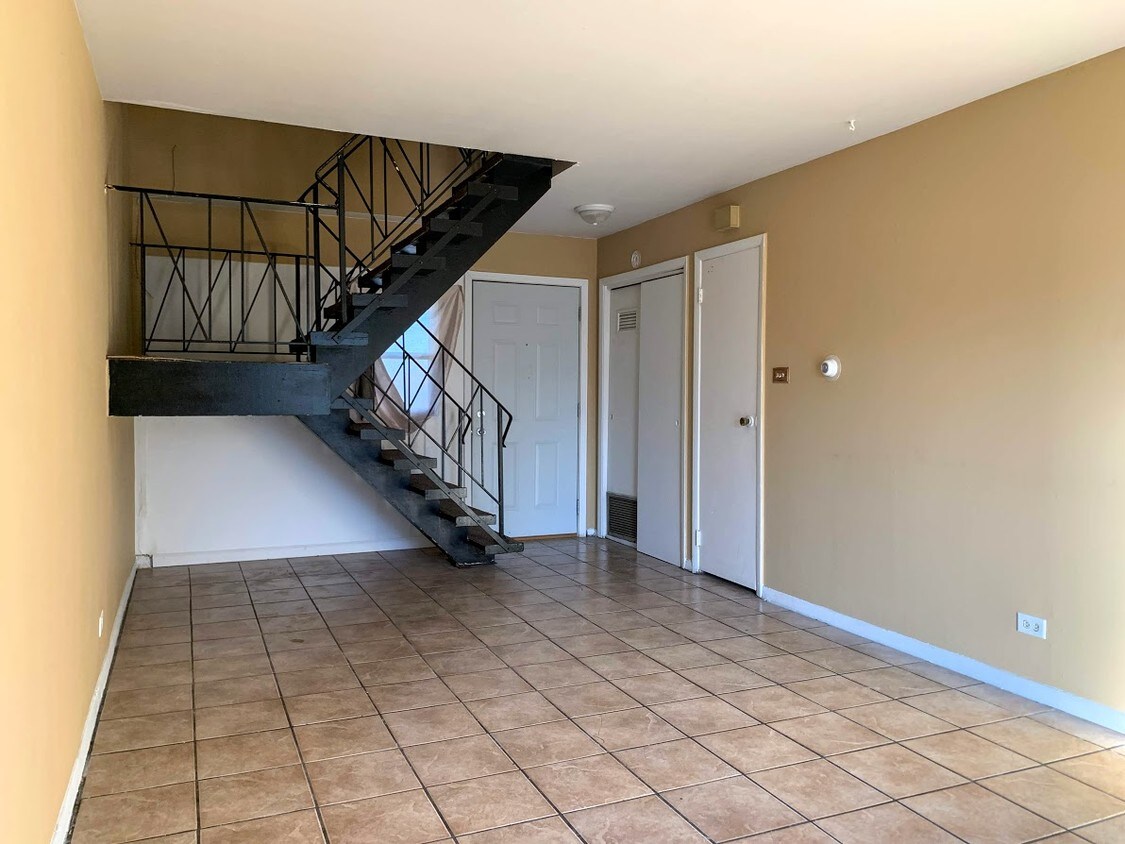 5413 W 159th St, Oak Forest, IL 60452 Apartments in Oak Forest, IL