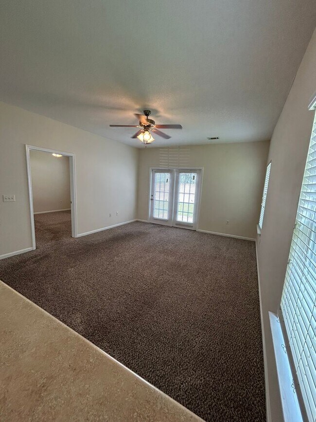 Foto del edificio - Available now! 2 bed/ 2 bath Townhouse in ...