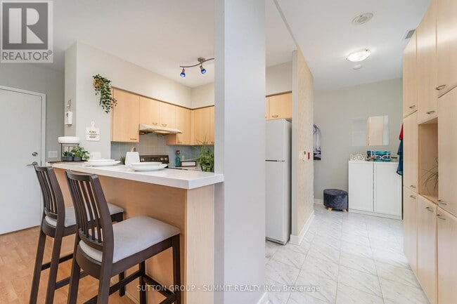 Building Photo - 38 Lee Centre Dr