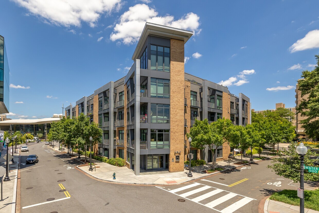 Photo - 525 Water St SW (Washington, DC)