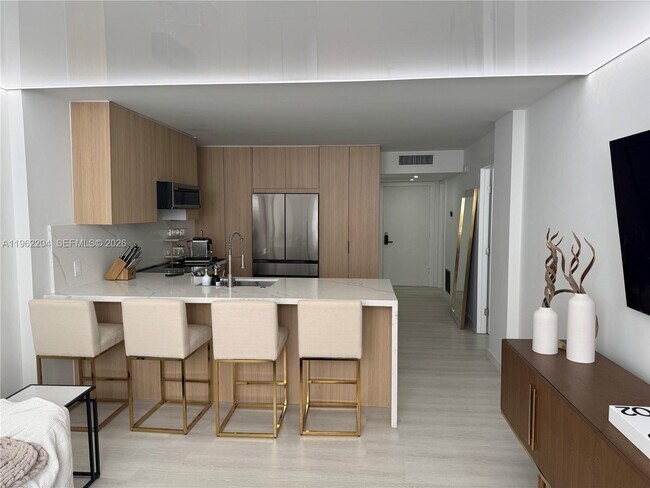 Foto del edificio - 1849 S Ocean Dr