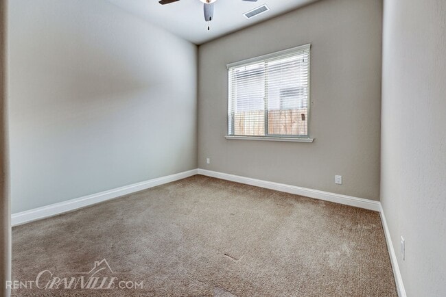 Building Photo - Newer Granville located within Clovis Unif...
