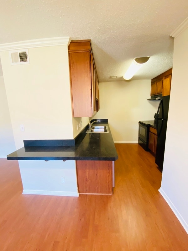 Foto del edificio - 6222 Robinson St
