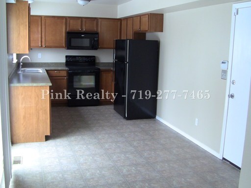 Building Photo - 653 Autumn Pl