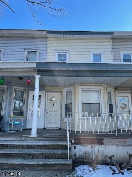 Foto principal - 149 W 1st Ave