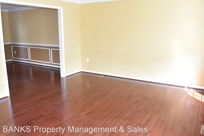 Foto del edificio - 5 br, 3.5 bath House - 46 Saint Williams Way
