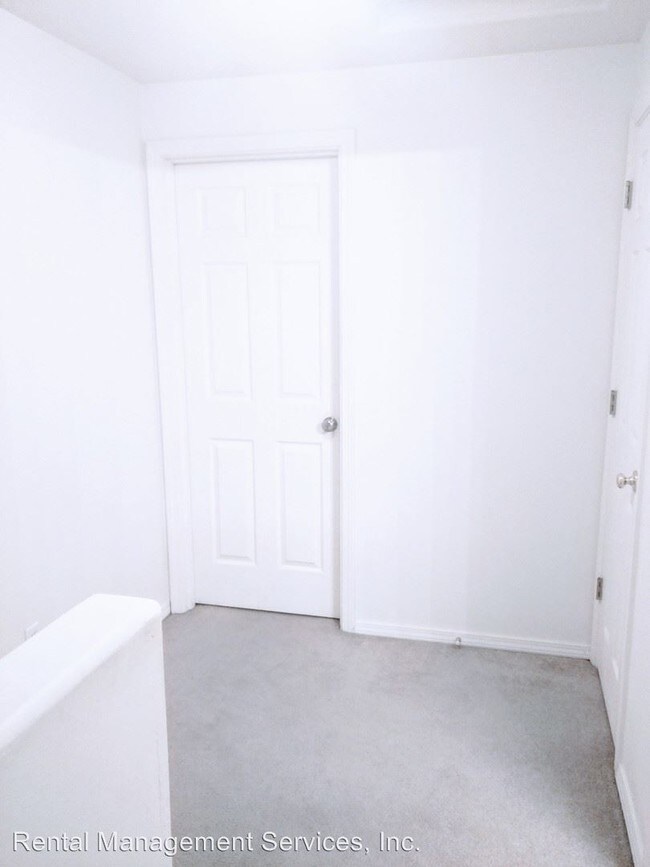 Foto del edificio - 12212-12216 SE Salmon St
