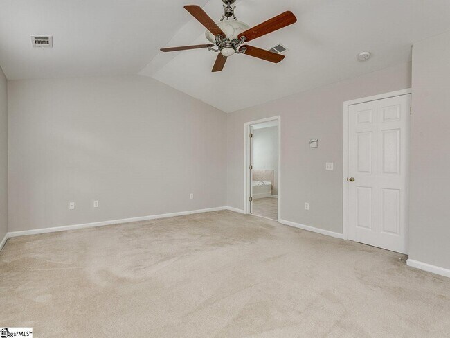 Building Photo - 308 Chartwell Dr