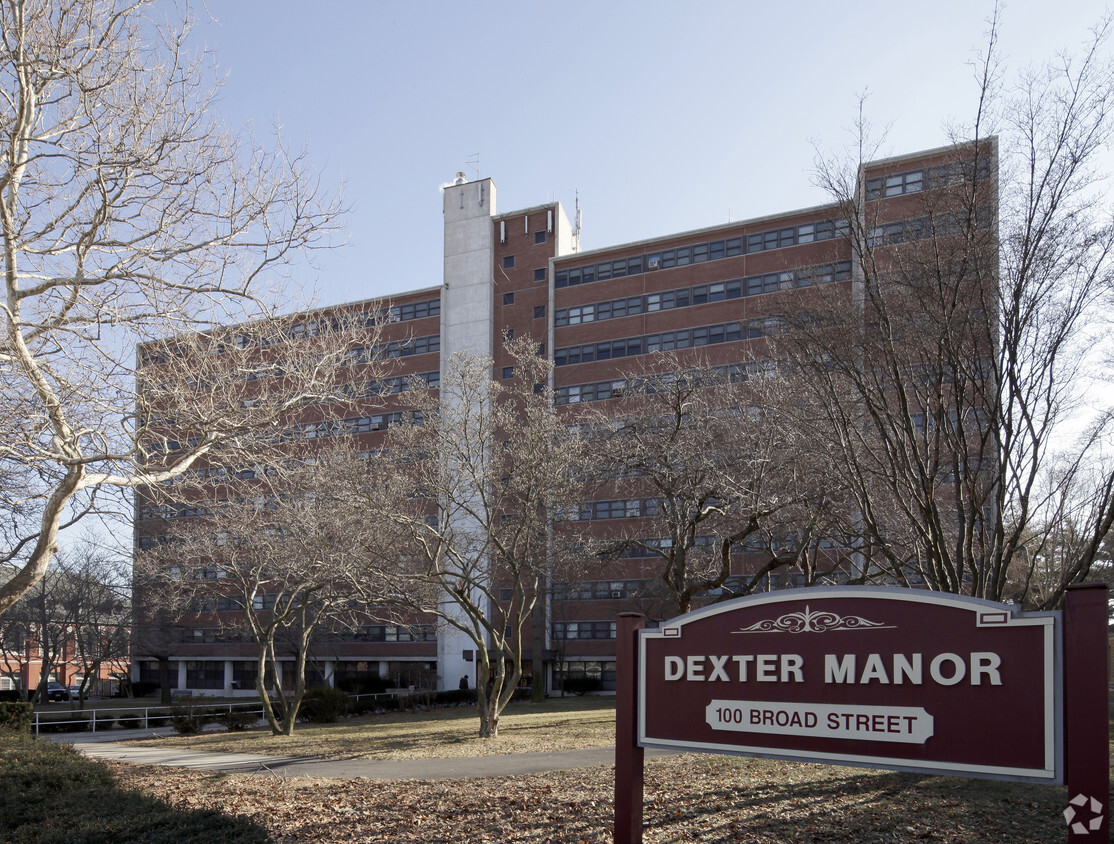 Building Photo - Dexter Manor I & II